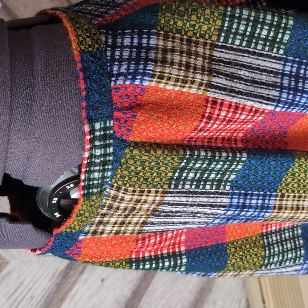 Elegant Plaid Skirt Set with Vest Vintage - Picture 9 of 15